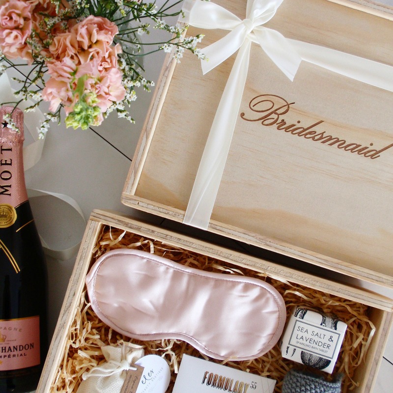 bridesmaid gift box bridesmaid proposal idea